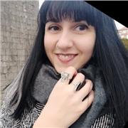 Profesora de ingles con 10 años de experiencia esta dando clases online